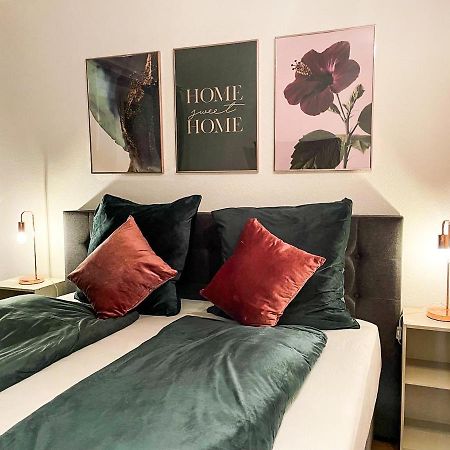 Apartment Fuer 3 Gaeste Kostenlose Parkplaetze Und Lift Hannover Exteriér fotografie
